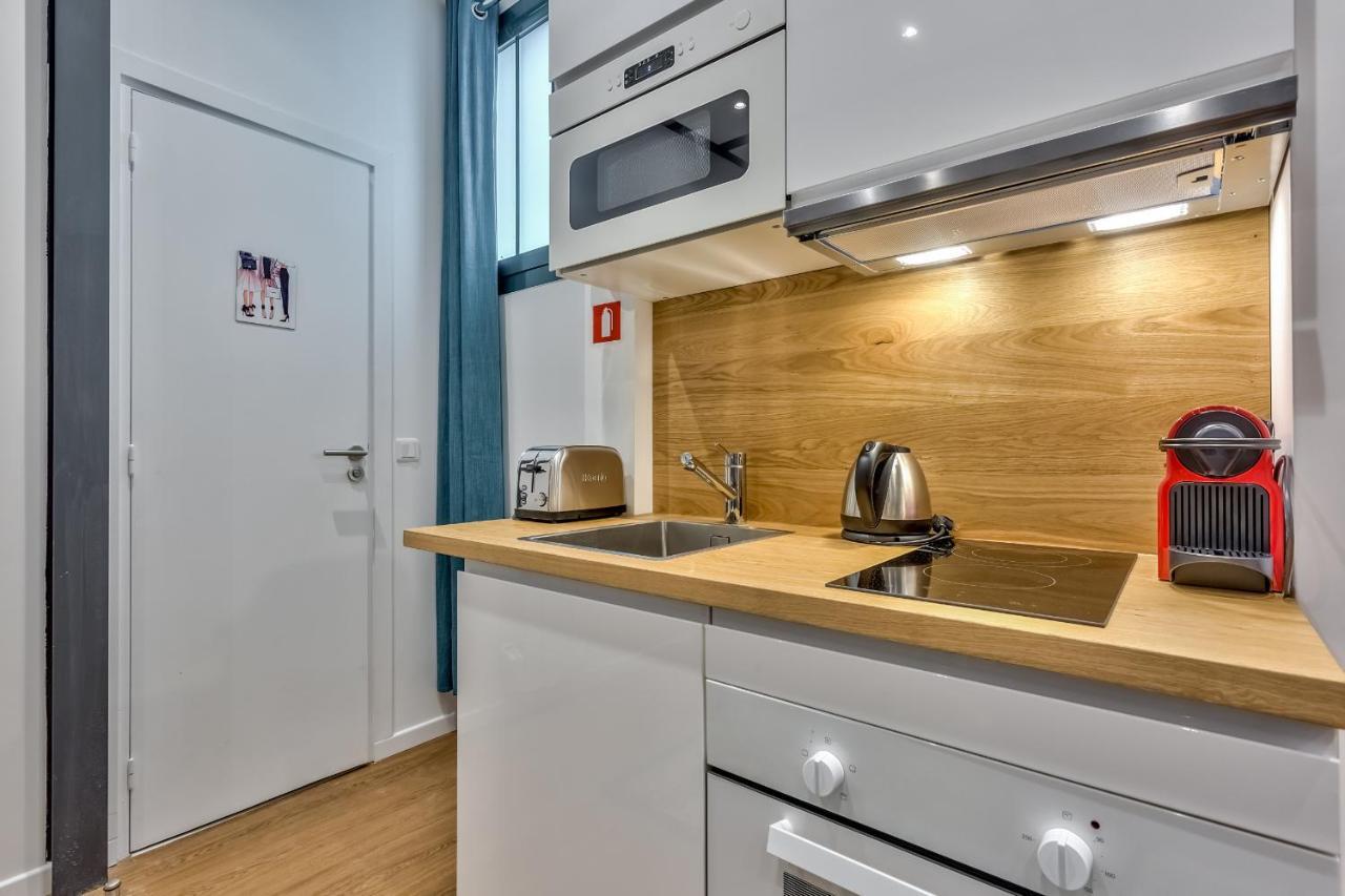 114 - Urban Saint Denis Couture Apartment Париж Екстериор снимка